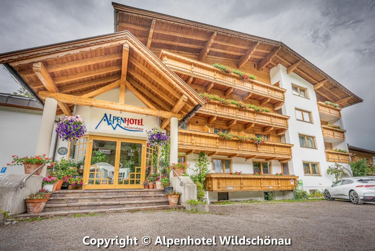 Alpenhotel Wildschoenau B&B Exterior photo
