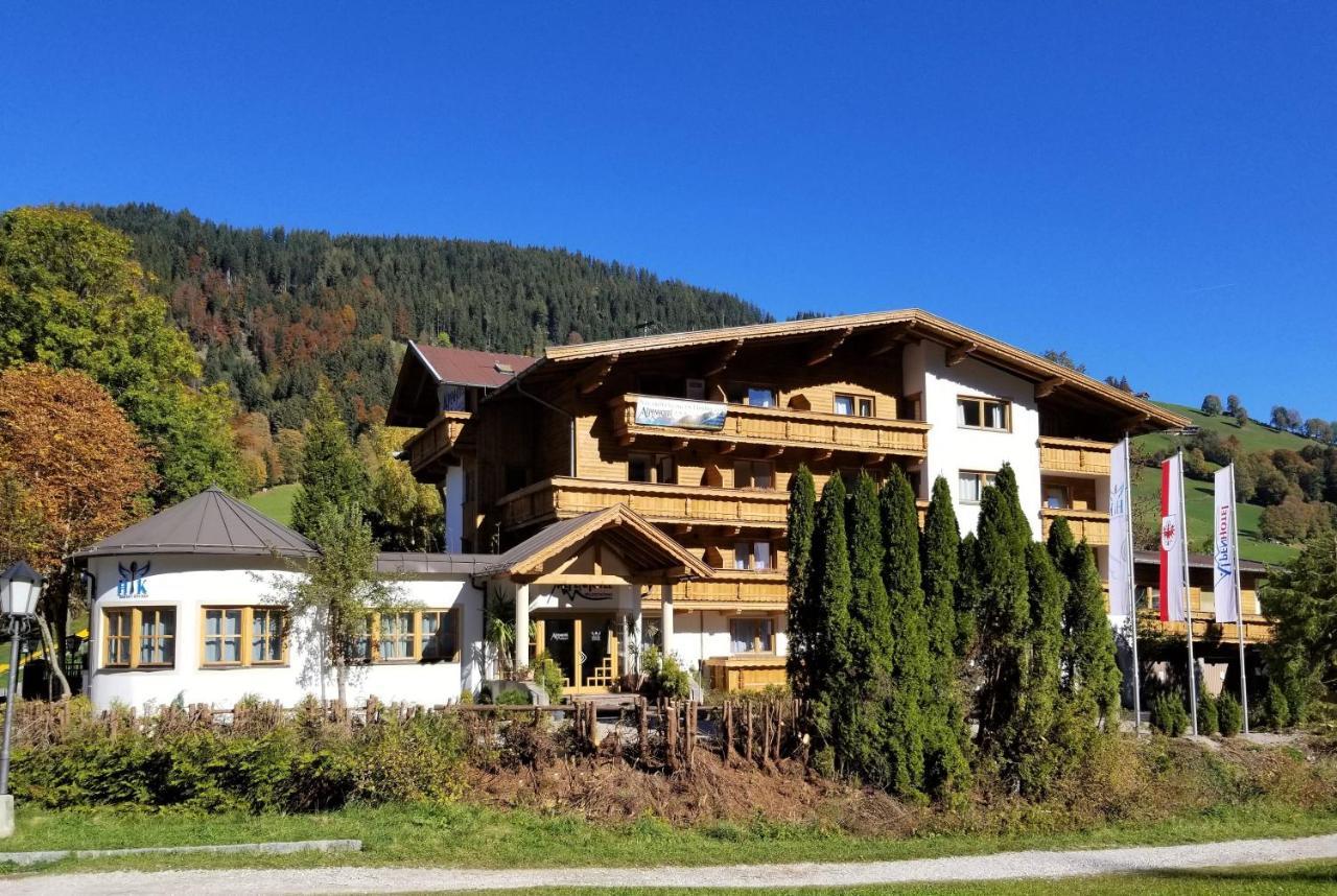 Alpenhotel Wildschoenau B&B Exterior photo