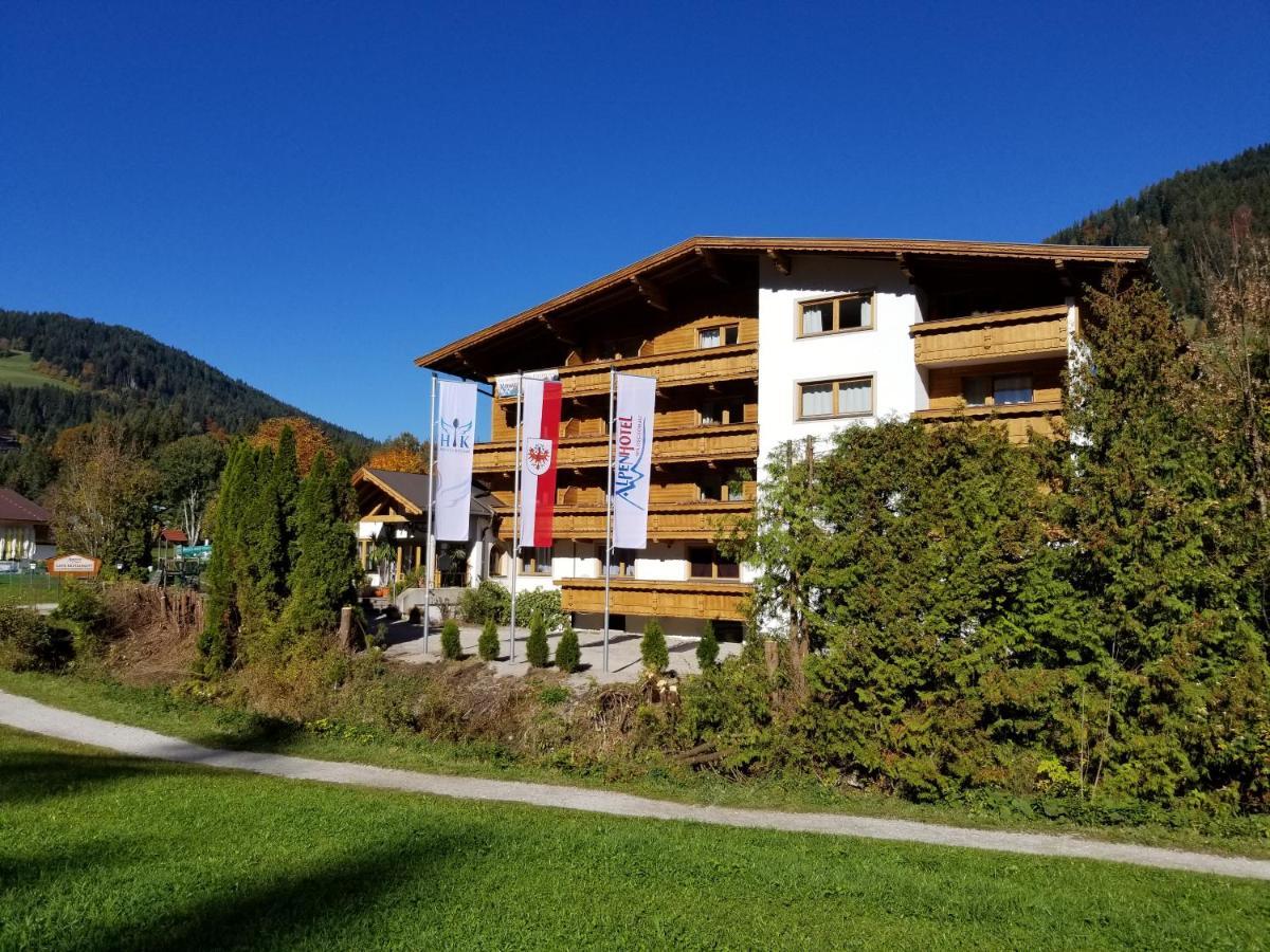 Alpenhotel Wildschoenau B&B Exterior photo